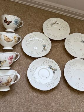 Lenox White Teacups & Saucers with Multicolor Butterfly Motifs 9pc set